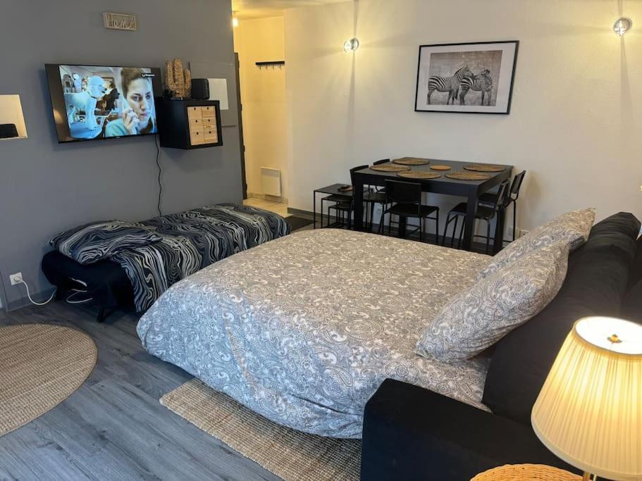 Appartement Confort Et Balcon Ludon-Médoc Extérieur photo